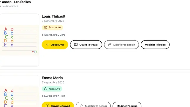 Deux travaux de traçage remis par des élèves de 1re année, prêts à être approuvés